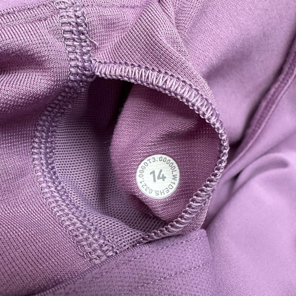 Lululemon Nulu Twist-Back Yoga Tank Top *Light Support, C/D Cups - Picture 11 of 11